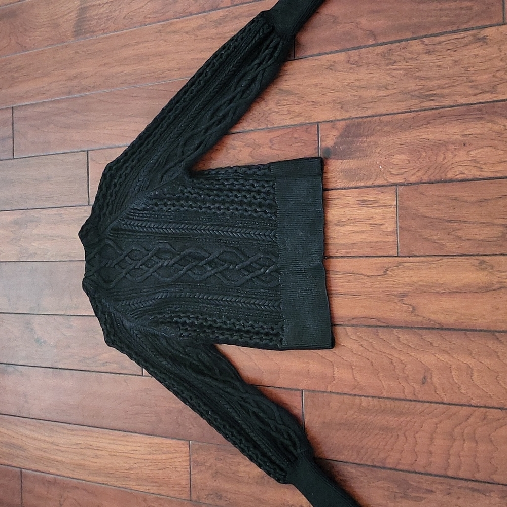 Express Sweater - Picture 4 of 4